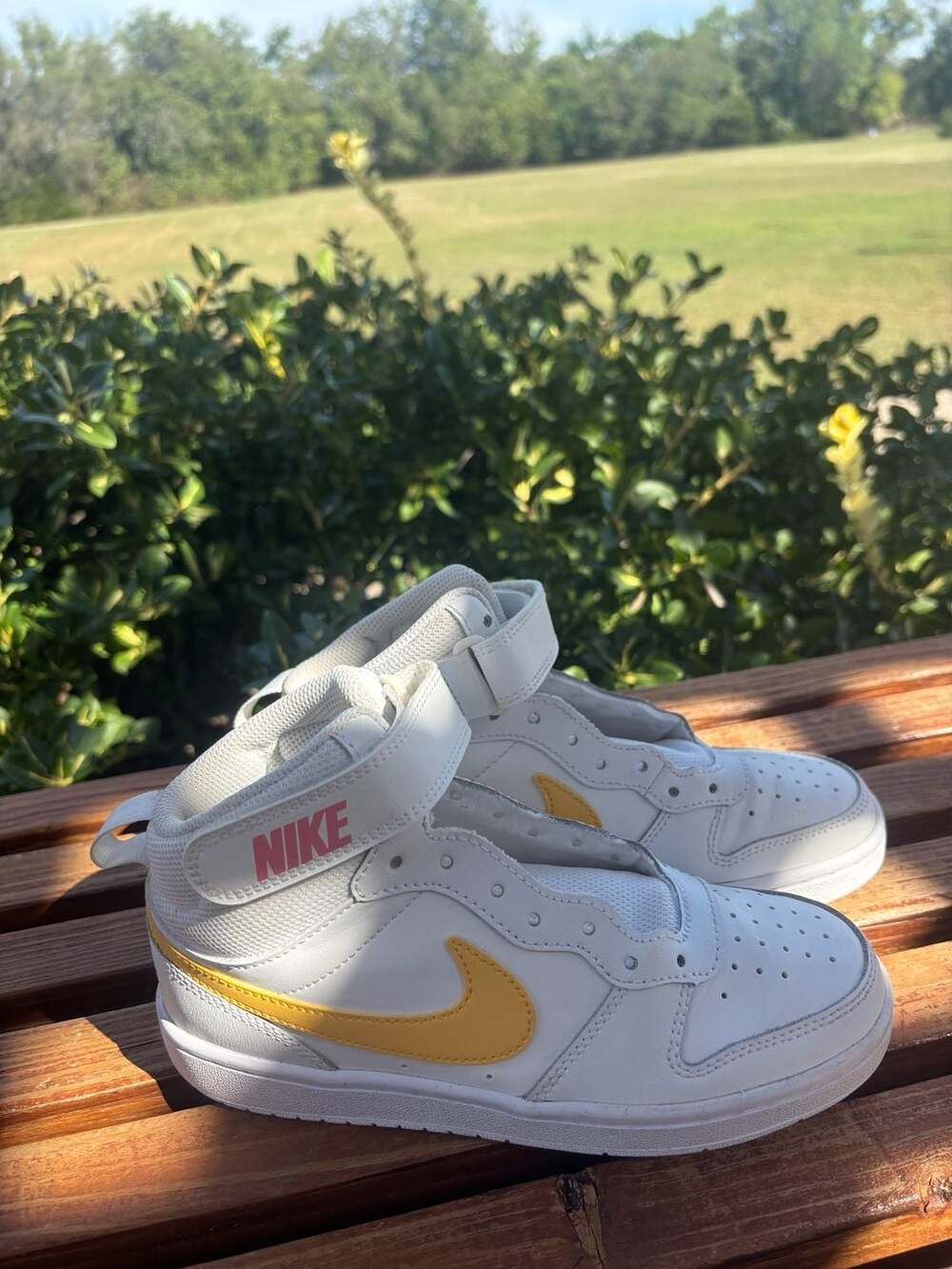 Nike Court Borough Mid 2 White Yellow
